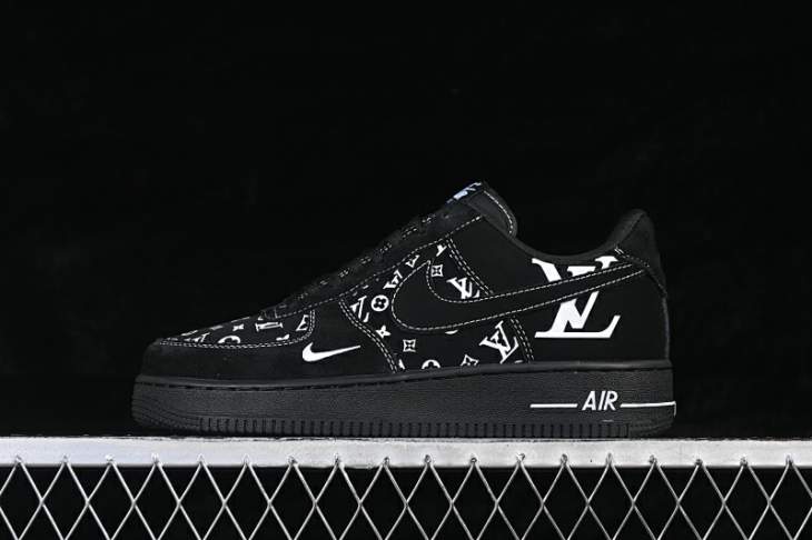 Picture of Air Force 1 _SKUfw22107216979498346fw